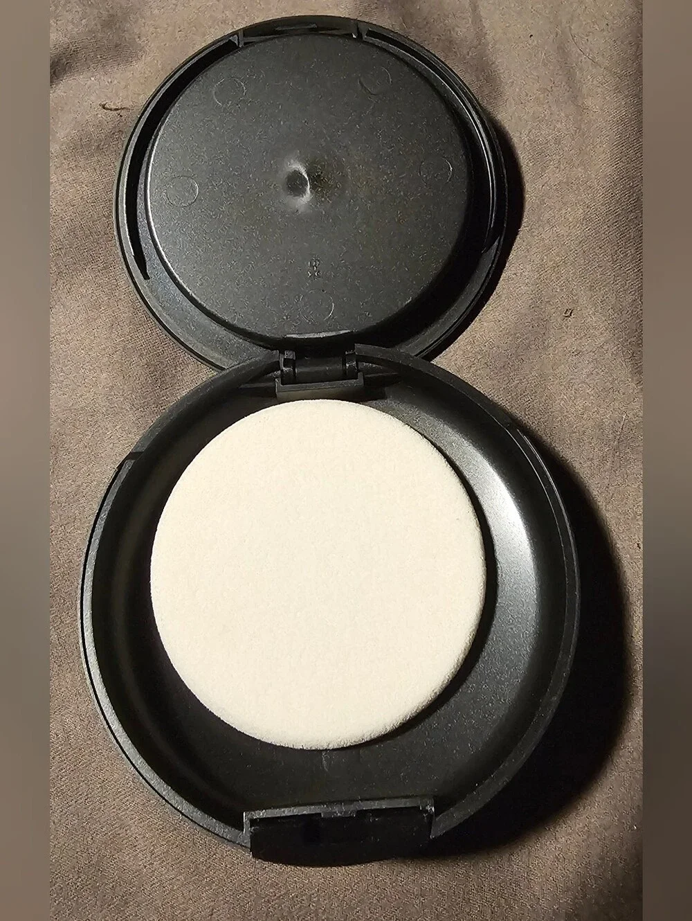 MAC Cosmetics Studio Fix Powder Plus Foundation Compact - NC41